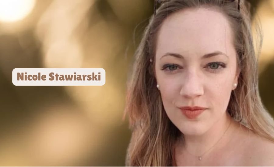 nicole stawiarski